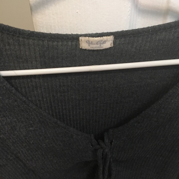 ❌SOLD❌ Bundle gray long sleeve tops - Picture 11 of 11